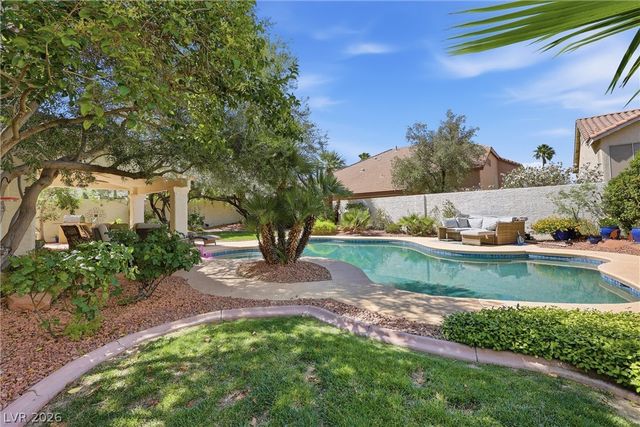 7908 Clock Tower Court, Las Vegas, NV 89117