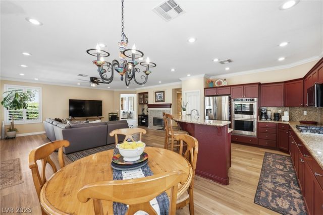 7908 Clock Tower Court, Las Vegas, NV 89117