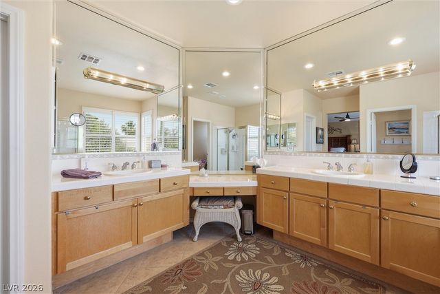 7908 Clock Tower Court, Las Vegas, NV 89117