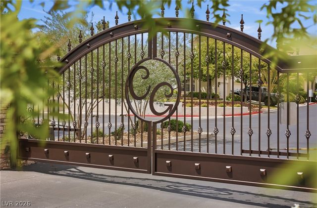 7908 Clock Tower Court, Las Vegas, NV 89117