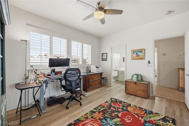7908 Clock Tower Court, Las Vegas, NV 89117
