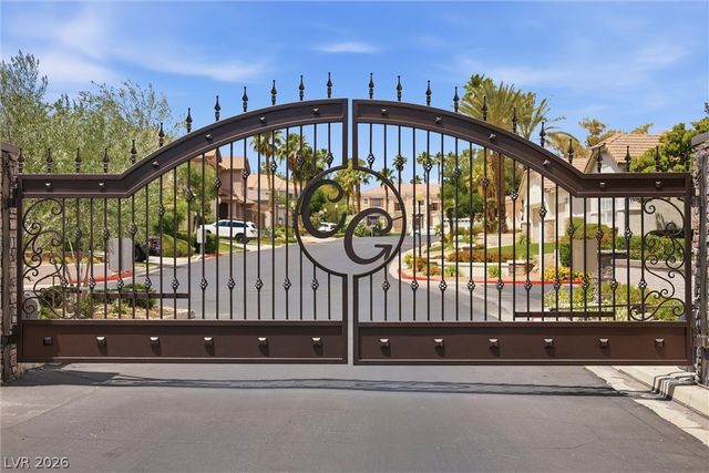 7908 Clock Tower Court, Las Vegas, NV 89117