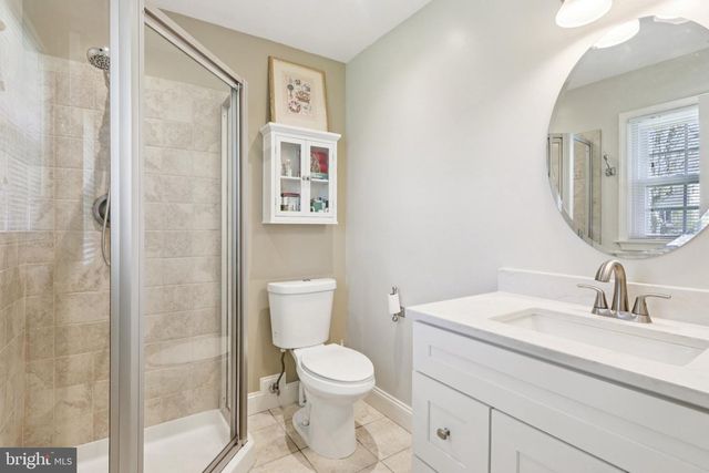 923 PICKERING DR, Yardley, PA 19067