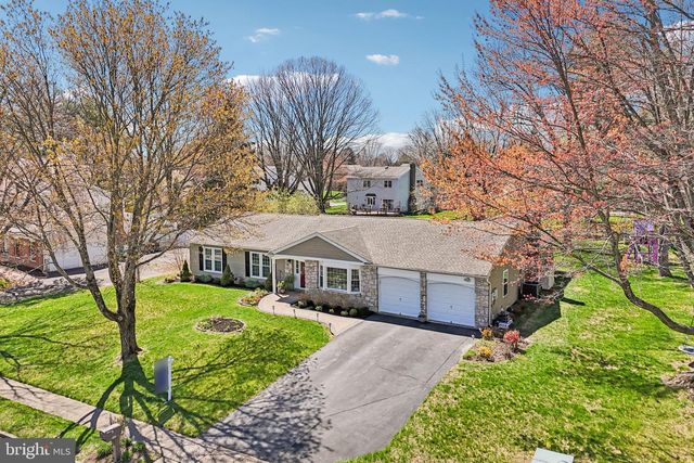 923 PICKERING DR, Yardley, PA 19067