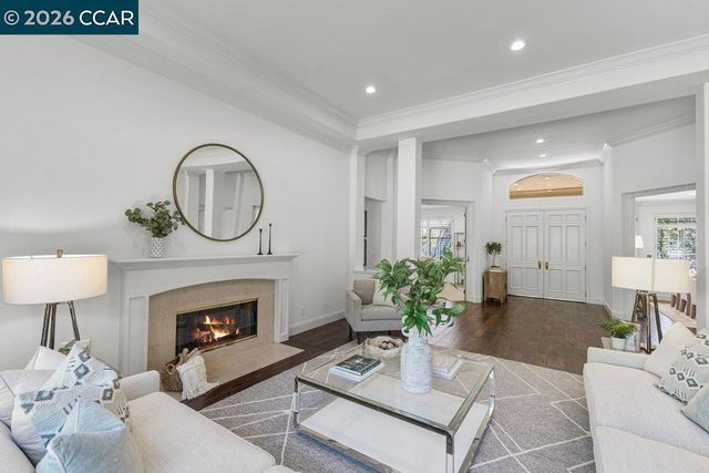 20 20 Timberview Ct, Danville, CA 94506