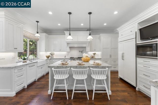 20 20 Timberview Ct, Danville, CA 94506