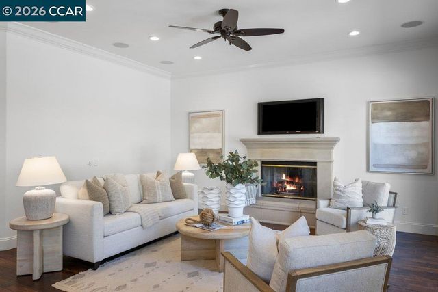 20 20 Timberview Ct, Danville, CA 94506