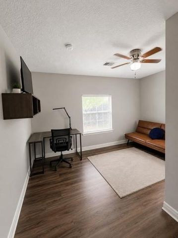 4006 Caplin Street, Houston, TX 77026