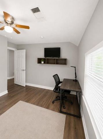 4006 Caplin Street, Houston, TX 77026