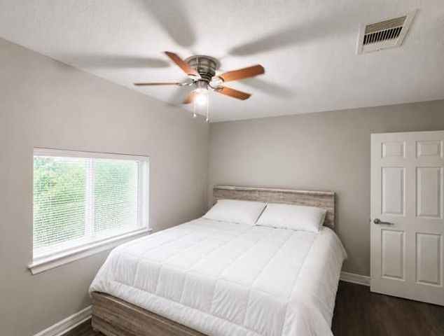 4006 Caplin Street, Houston, TX 77026