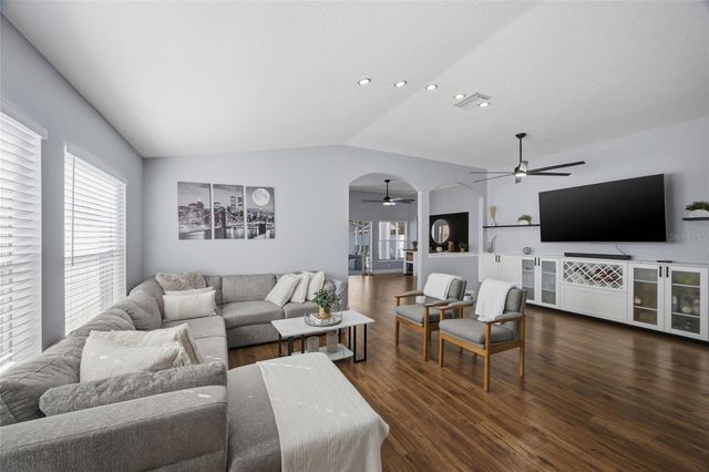 7206 HAMILTON PARK BOULEVARD, Tampa, FL 33615