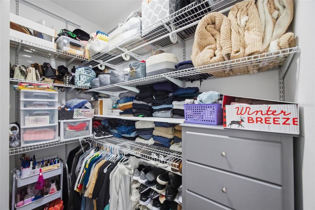 Image 19 of property listing at 7206 HAMILTON PARK BOULEVARD, Tampa, FL 33615