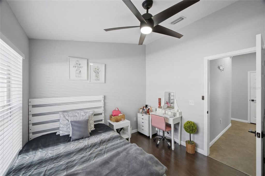 Image 23 of property listing at 7206 HAMILTON PARK BOULEVARD, Tampa, FL 33615