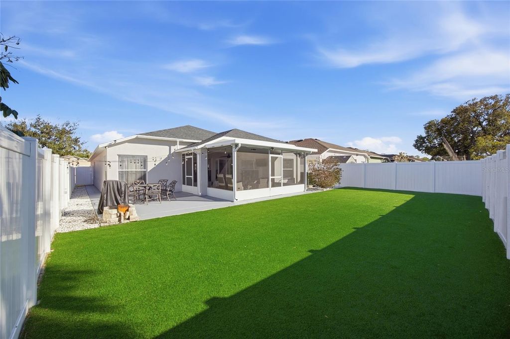 Image 32 of property listing at 7206 HAMILTON PARK BOULEVARD, Tampa, FL 33615