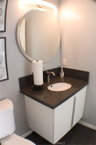 1915 E 120th Street, Los Angeles, CA 90059