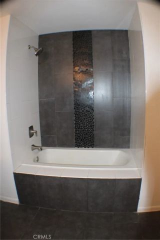 1915 E 120th Street, Los Angeles, CA 90059