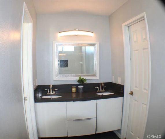 1915 E 120th Street, Los Angeles, CA 90059