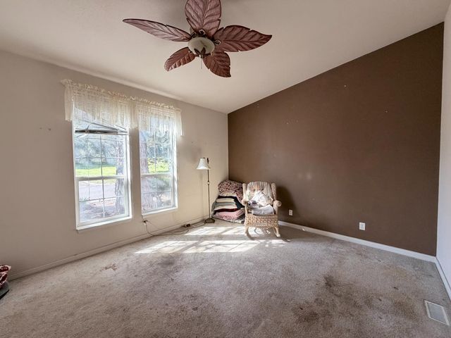 2055 Candlelight Dr, Somerset, CA 95684