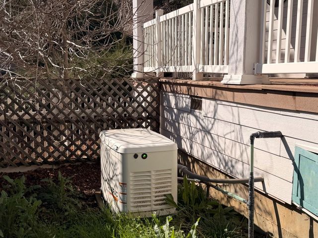 2055 Candlelight Dr, Somerset, CA 95684