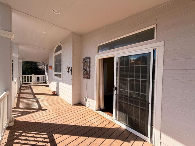 2055 Candlelight Dr, Somerset, CA 95684