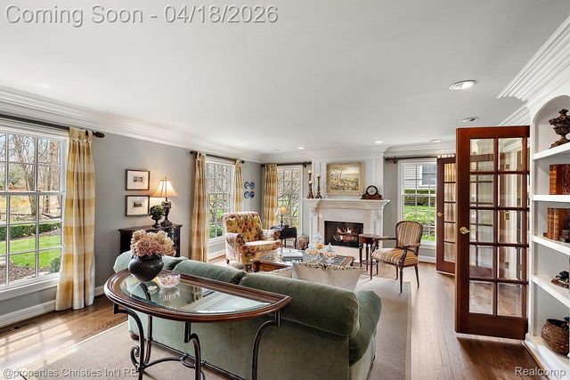 3648 Halla Lane, Bloomfield Hills, MI 48301