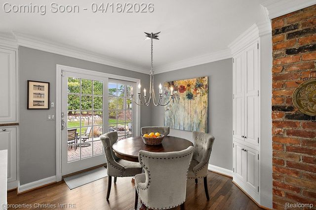 3648 Halla Lane, Bloomfield Hills, MI 48301