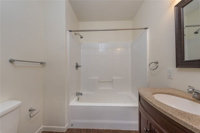 708 Broadmoor Drive, Bryan, TX 77802