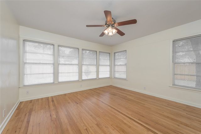 708 Broadmoor Drive, Bryan, TX 77802