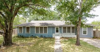 708 Broadmoor Drive, Bryan, TX 77802