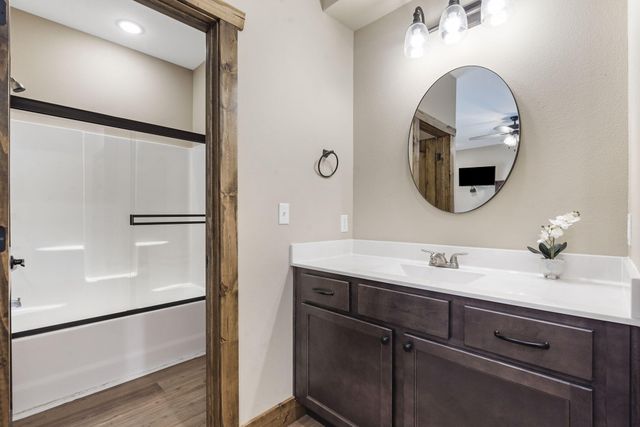 85 David Shawn Drive, Indian Point, MO 65616