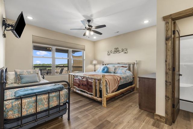 85 David Shawn Drive, Indian Point, MO 65616