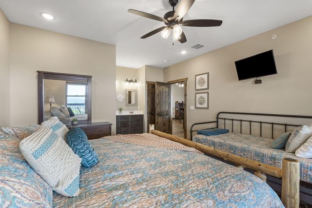 85 David Shawn Drive, Indian Point, MO 65616