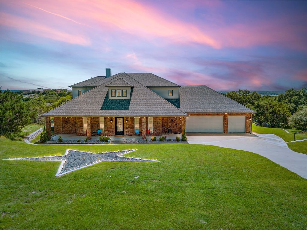 2201 Tanton Sound Court, Granbury, TX 76049