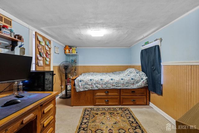 28 WILDWOOD Avenue, Fords, NJ 08863