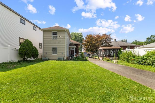 28 WILDWOOD Avenue, Fords, NJ 08863