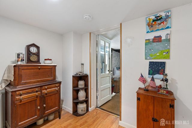 28 WILDWOOD Avenue, Fords, NJ 08863