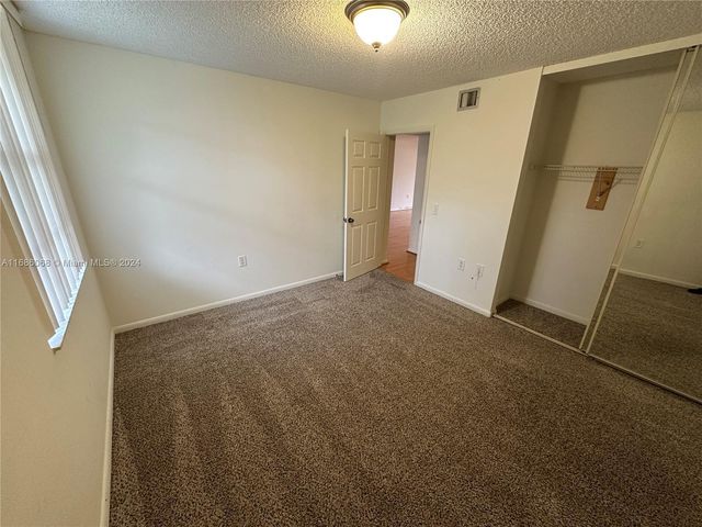 3650 Whitehall Drive 304, West Palm Beach, FL 33401