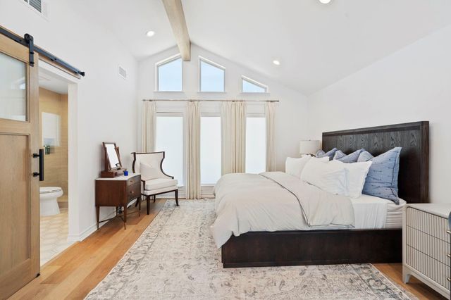 102 Lanai Street, Tiki Island, TX 77554