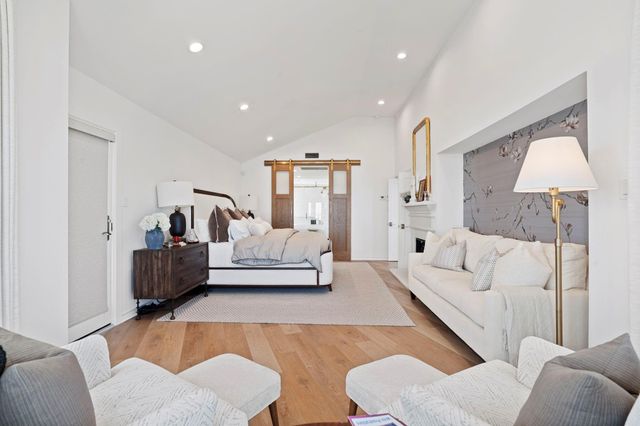 102 Lanai Street, Tiki Island, TX 77554