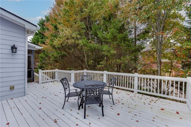 2581 Trailing Ivy Way, Buford, GA 30519