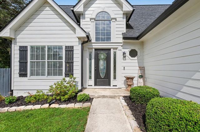 2925 Shane Drive, Snellville, GA 30078