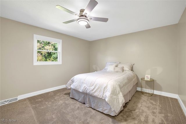 3863 Heckman Street NW, Uniontown, OH 44685