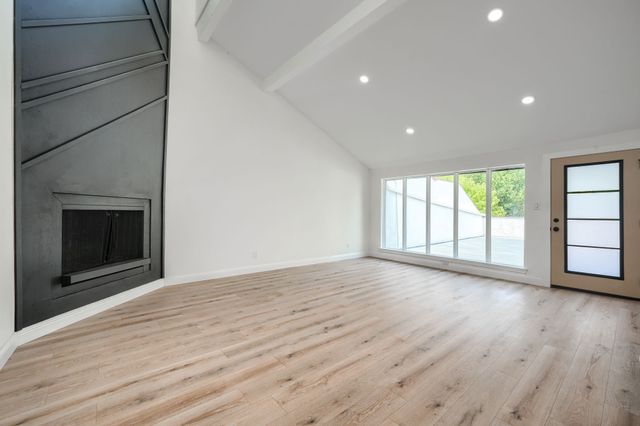 3019 Lakeside Drive, Rockwall, TX 75087