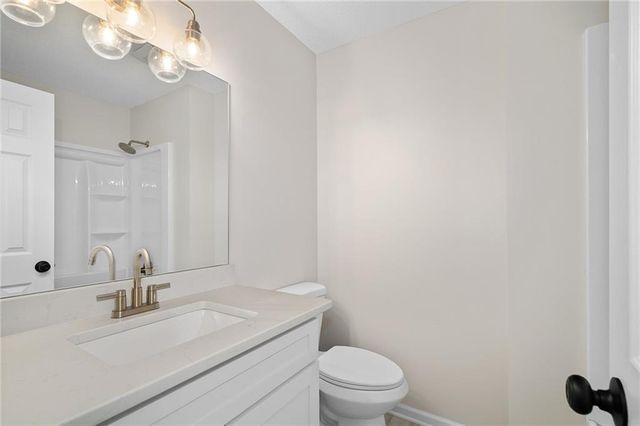 1913 W Dennis Avenue, Olathe, KS 66061