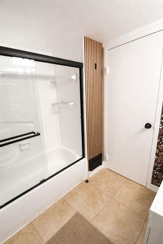 16851 NE 23rd Avenue B604, North Miami Beach, FL 33160
