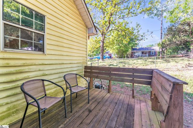 203 Lowndes Avenue, Greenville, SC 29607