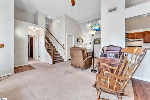 203 Lowndes Avenue, Greenville, SC 29607