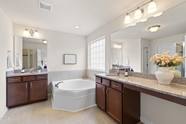 1710 Woodsdale Drive, Durham, NC 27703