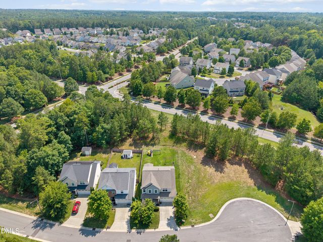 1710 Woodsdale Drive, Durham, NC 27703