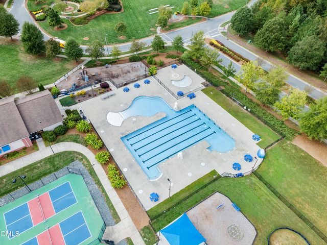 1710 Woodsdale Drive, Durham, NC 27703